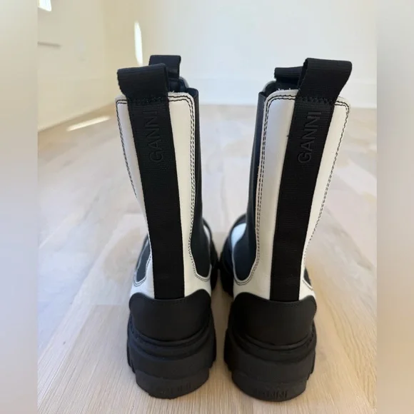 Ganni Leather Colorblock Pattern Chelsea Boots - Picture 2 of 3